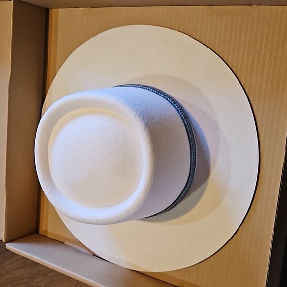 LACK OF COLOR THE ROCKY IVORY 59CM (L) - Picture 7 of 14